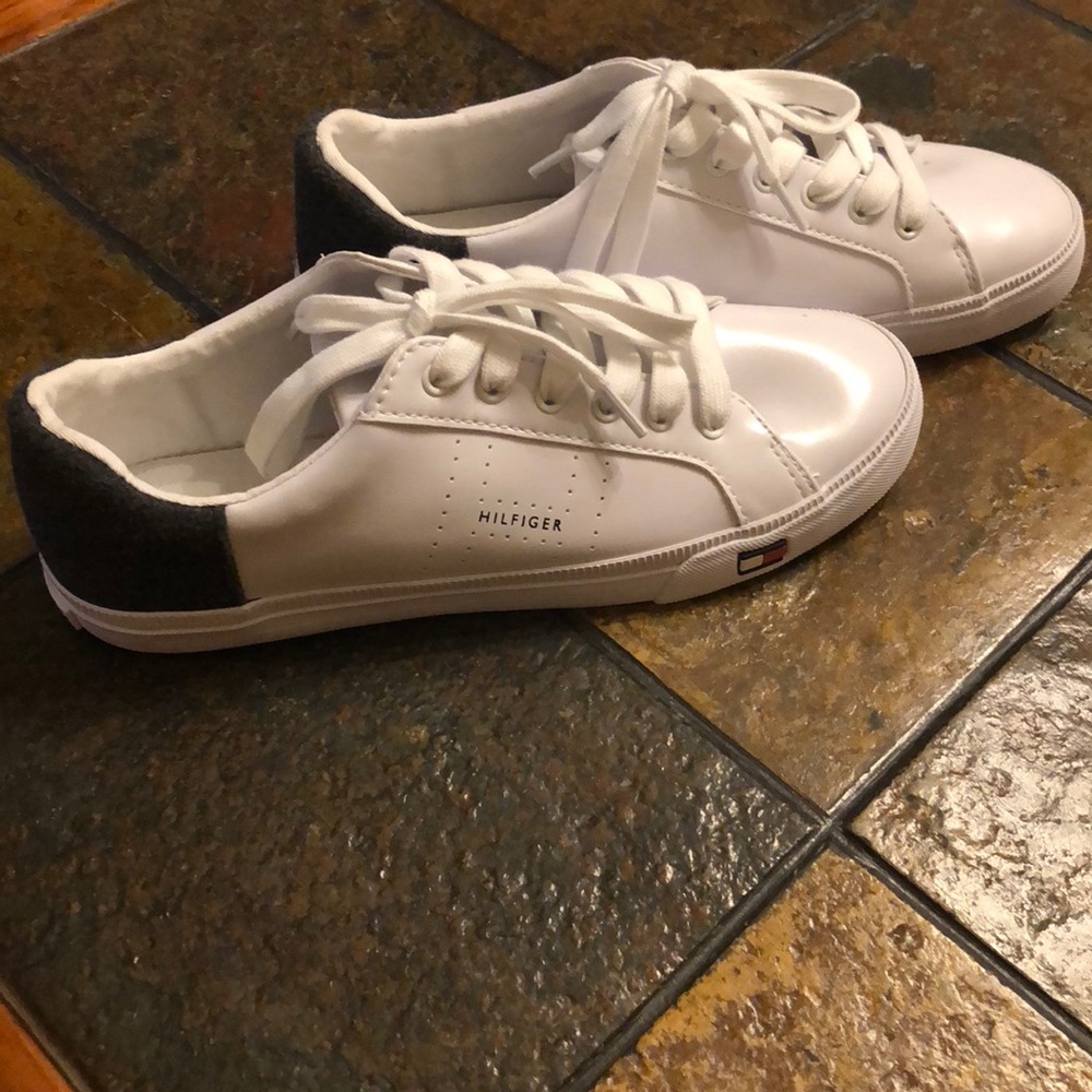 White Tommy Hilfiger Shoes Faux Leather Size 8 1/2
